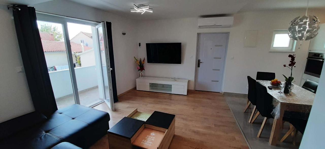 Penthaus Apartment N&M Baska Voda Exterior photo