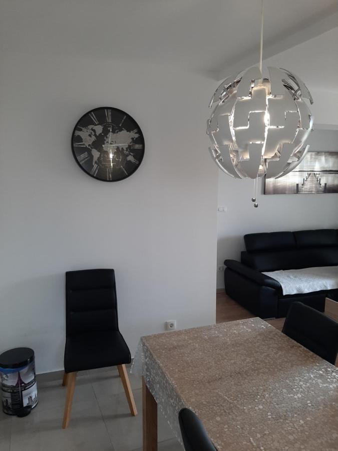 Penthaus Apartment N&M Baska Voda Exterior photo